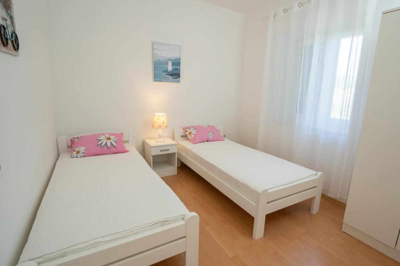 Borovići Kuca Za Odmor Denona 아파트 외부 사진